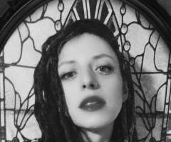 goth girl dating app