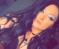 Justine Lestrange, woman, single, Oshkosh, Wisconsin, USA