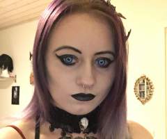 goth girl dating app