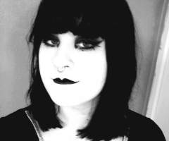 goth girl dating app
